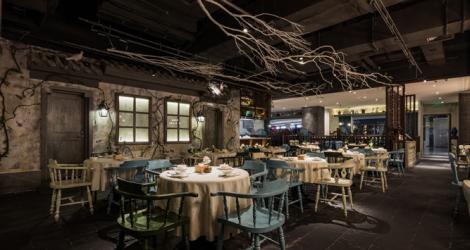 “隨物成器，巧在其中” 高品質(zhì)接待會所。